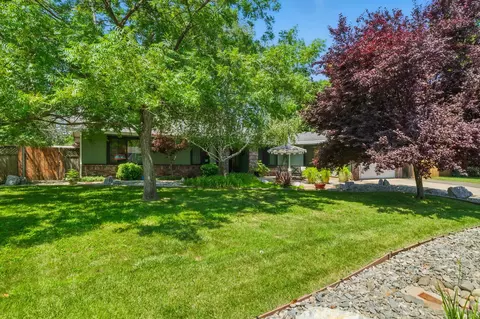 Exterior - 6966 Granada Dr, Redding, CA 96002 photo 28 of 35
