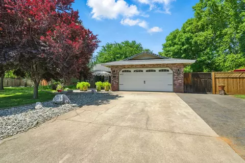 Exterior - 6966 Granada Dr, Redding, CA 96002 photo 2 of 35