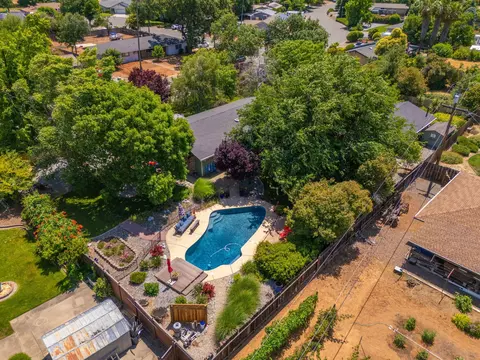 View/Area - 6966 Granada Dr, Redding, CA 96002 photo 1 of 8