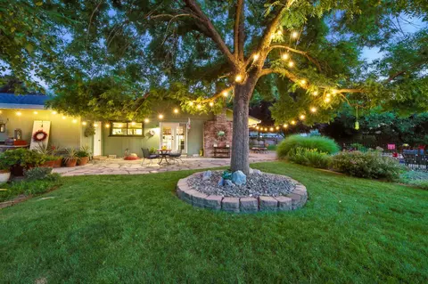 Exterior - 6966 Granada Dr, Redding, CA 96002 photo 6 of 35