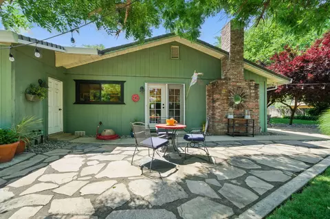 Exterior - 6966 Granada Dr, Redding, CA 96002 photo 8 of 35