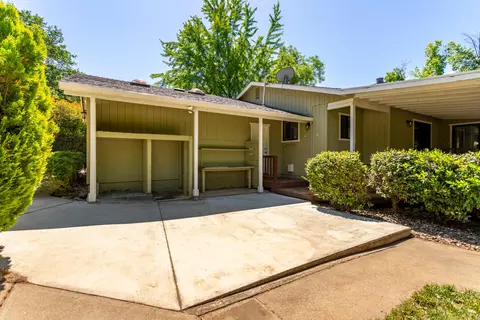 Exterior - 3484 Bello Ct, Redding, CA 96002 photo 5 of 15