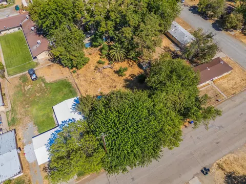 210 Gilmore Rd, Red Bluff, CA 96080 photo 9