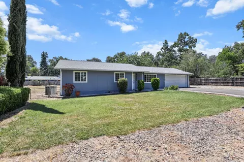 19017 Snowflake Ln, Redding, CA 96003 photo 4