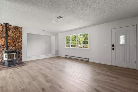 19017 Snowflake Ln, Redding, CA 96003 photo 7