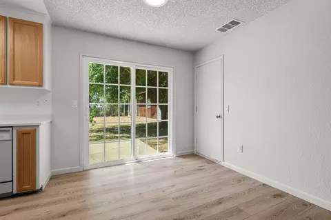 19017 Snowflake Ln, Redding, CA 96003 photo 13