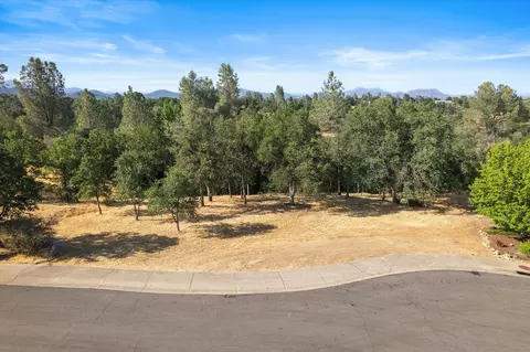866 Blackstone Ct, Redding, CA 96003 photo 1