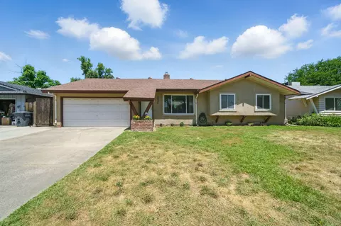 2034 Wilder Dr, Redding, CA 96001