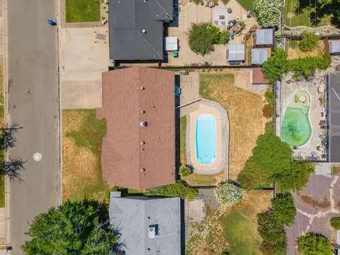 2034 Wilder Dr, Redding, CA 96001 photo 34