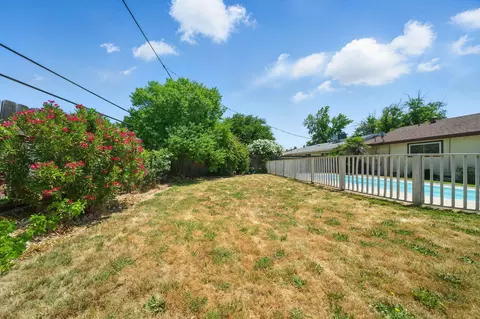 2034 Wilder Dr, Redding, CA 96001 photo 28