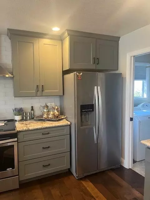 Kitchen - 3837 Appalachian Way, Redding, CA 96001 photo 3 of 3