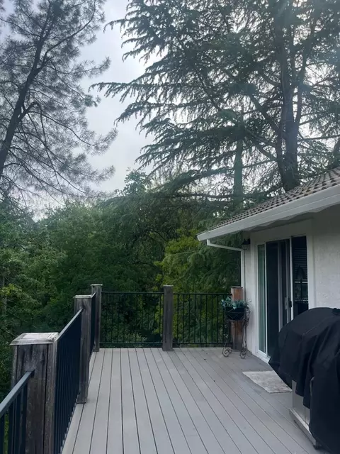 Exterior - 3837 Appalachian Way, Redding, CA 96001 photo 7 of 15