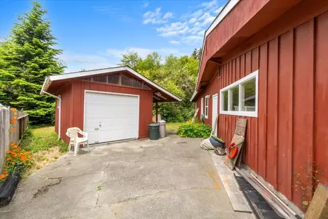 Exterior - 267 Beverly Ct, Arcata, CA 95521 photo 5 of 12