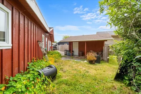 Exterior - 267 Beverly Ct, Arcata, CA 95521 photo 7 of 12