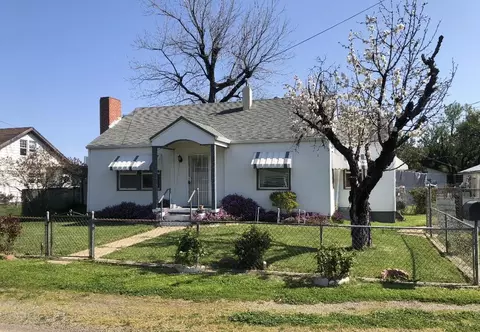 90 SE Gurnsey Ave, Red Bluff, CA 96080