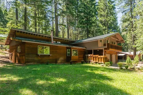 131 Northwoods Ests, Trinity Center, CA 96091