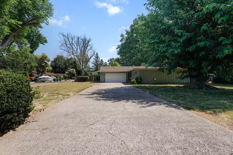 Exterior - 3371 Bardick Rd, Anderson, CA 96007 photo 4 of 11