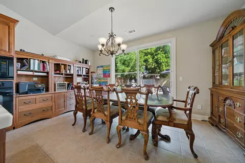 3372 Old Lantern Dr, Redding, CA 96003 photo 13