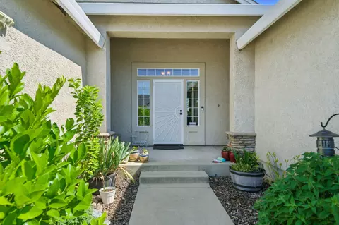 3372 Old Lantern Dr, Redding, CA 96003 photo 3