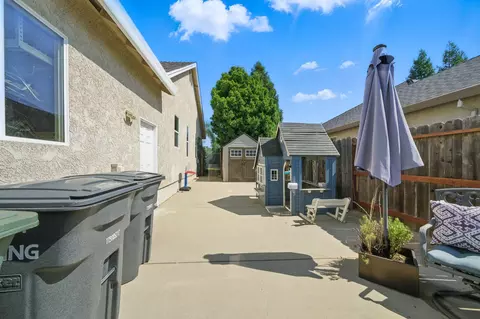 3372 Old Lantern Dr, Redding, CA 96003 photo 36