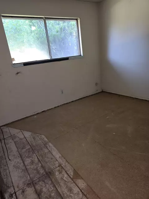 1927 Lindeena Ln, Redding, CA 96002 photo 19