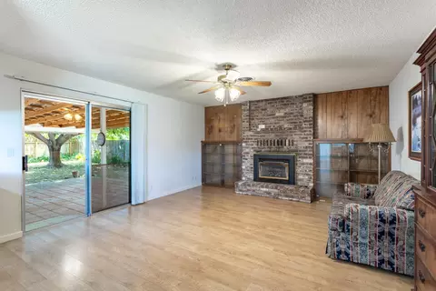 6672 El Camino Dr, Redding, CA 96001 photo 8