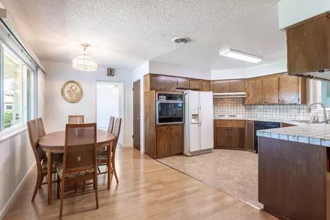 6672 El Camino Dr, Redding, CA 96001 photo 3
