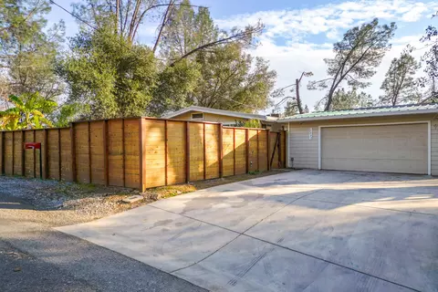 17777 Irish Rd, Redding, CA 96003 photo 22