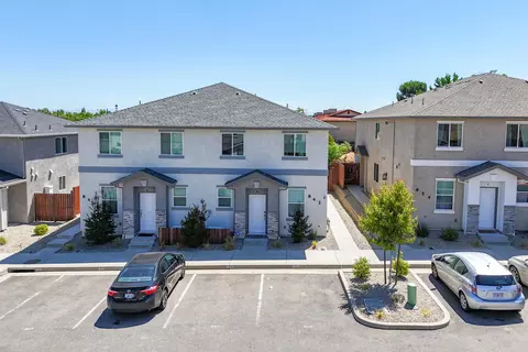 842 Mission De Oro Dr, Redding, CA 96003 photo 3