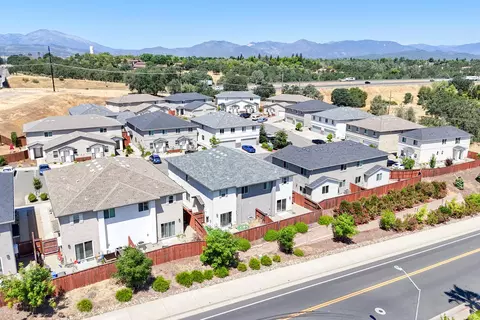 842 Mission De Oro Dr, Redding, CA 96003 photo 6