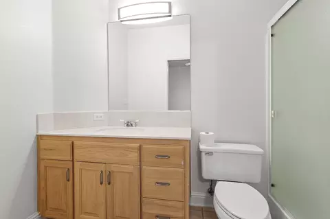 Bath - 4230 Brittany Dr, Redding, CA 96002 photo 4 of 4