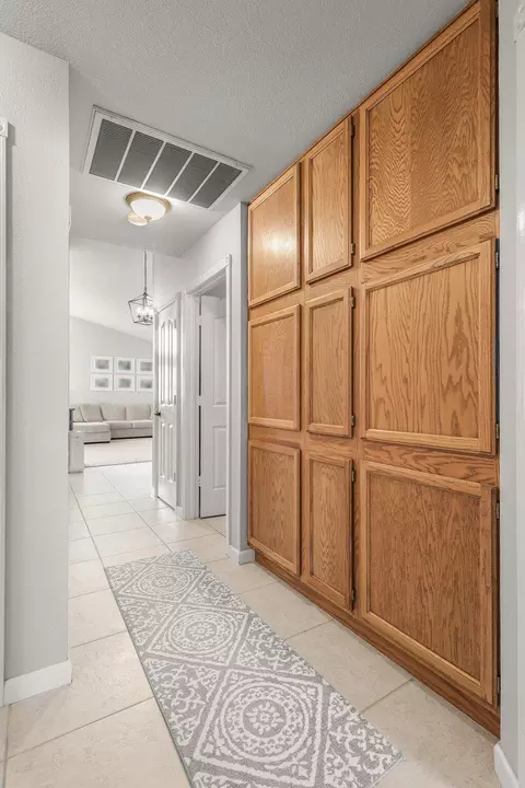 Entry Way - 1764 Vinson Dr, Redding, CA 96003 photo 1 of 1