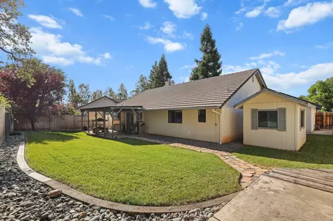 Exterior - 1764 Vinson Dr, Redding, CA 96003 photo 4 of 8