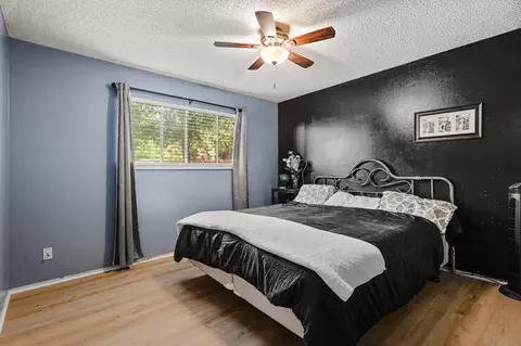 Bedroom - 3921 Mercury Dr, Redding, CA 96002 photo 5 of 6