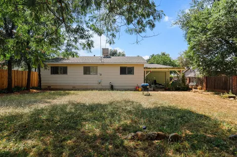 Exterior - 3921 Mercury Dr, Redding, CA 96002 photo 4 of 10