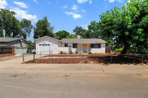 Exterior - 3921 Mercury Dr, Redding, CA 96002 photo 10 of 10