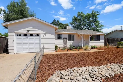 Exterior - 3921 Mercury Dr, Redding, CA 96002 photo 7 of 10