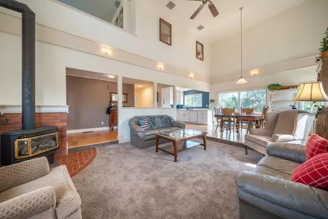 Living - 15842 Macleod Dr, Redding, CA 96001 photo 3 of 4