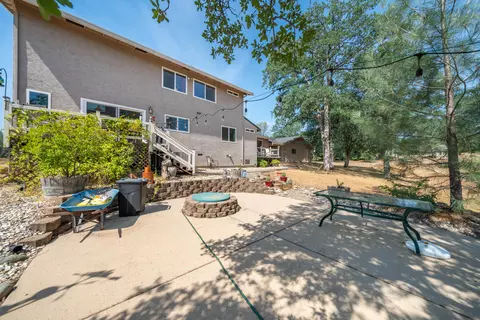 Exterior - 15842 Macleod Dr, Redding, CA 96001 photo 4 of 8