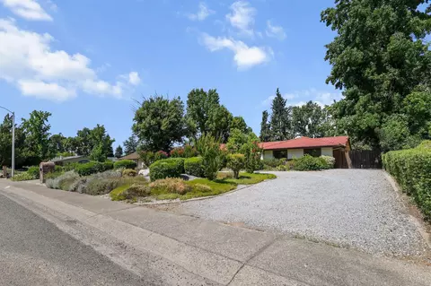 6136 Riverside Dr, Redding, CA 96001 photo 33