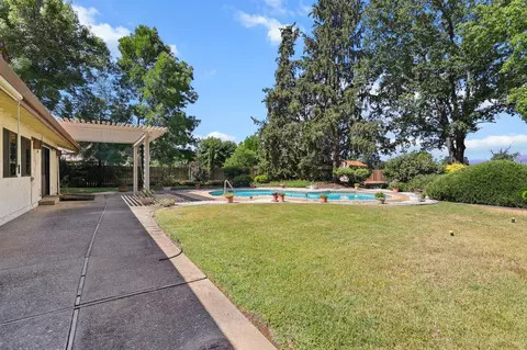 6136 Riverside Dr, Redding, CA 96001 photo 31