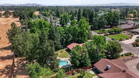 6136 Riverside Dr, Redding, CA 96001 photo 37