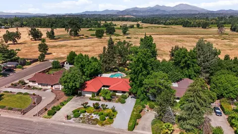 6136 Riverside Dr, Redding, CA 96001 photo 35