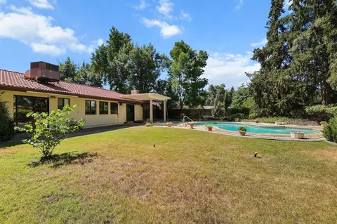6136 Riverside Dr, Redding, CA 96001 photo 28