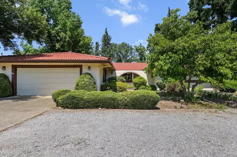 6136 Riverside Dr, Redding, CA 96001 photo 5