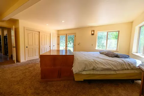 Bedroom - 300 Dirt Rd, Lewiston, CA 96052 photo 3 of 9