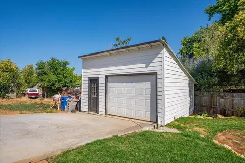 Other - 1764 Chestnut St, Redding, CA 96001 photo 8 of 9