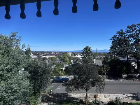 View/Area - 1764 Chestnut St, Redding, CA 96001 photo 6 of 6