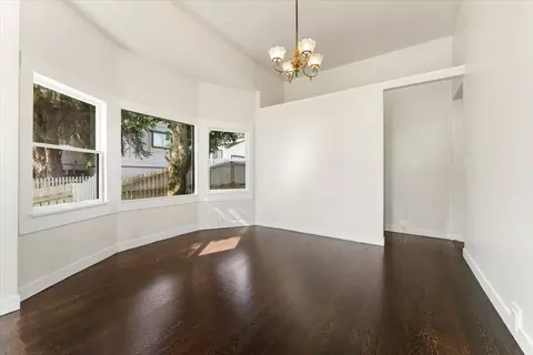 Living - 1764 Chestnut St, Redding, CA 96001 photo 8 of 11
