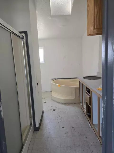 18572 Old Oasis Rd, Redding, CA 96003 photo 16